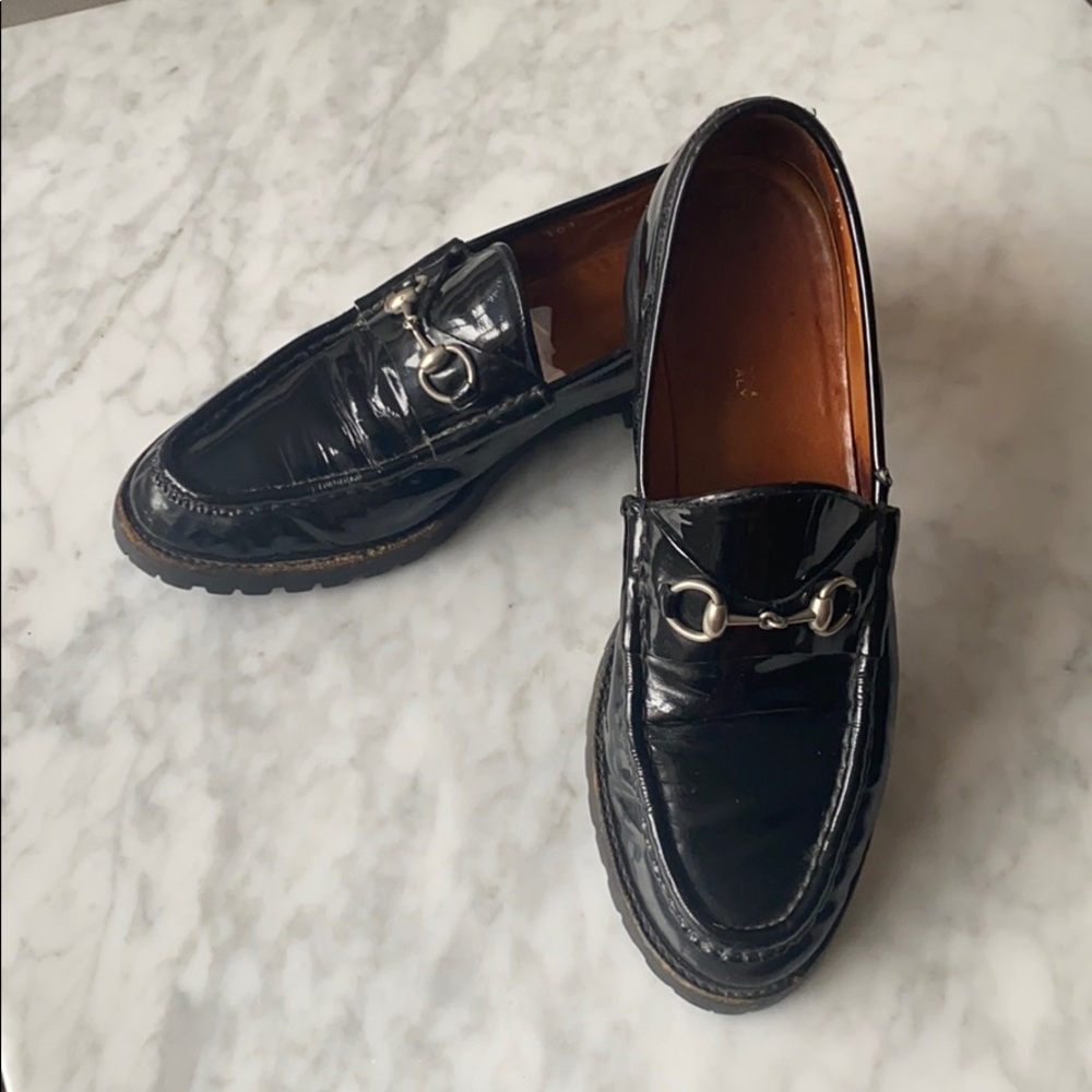 ✨AUTHENTIC✨ GUCCI Vintage Patent Leather Loafers